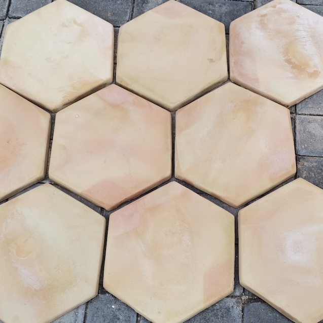 Loseta hexagonal blanca
